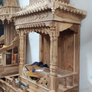 Pyramidal Workshop Crown Wooden Singhasan