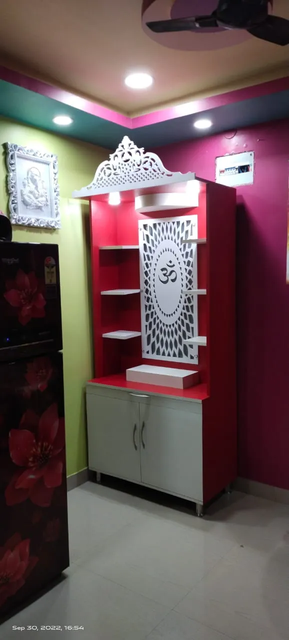 Red Back Om Cabinet Ply Singhasan - Image 3